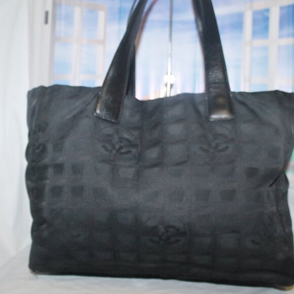 Authentic Chanel Italy Jacquard Leather Travel Line Tote Bag Purse Bag w freebie - Picture 5 of 16